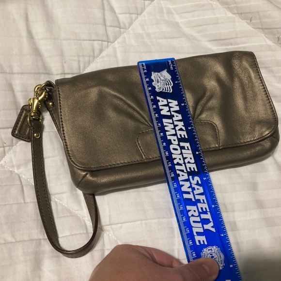 Coach Ashley Metallic Bronze Large Clutch Magnetic Flap Wristlet - Leather - EUC - Picture 10 of 10